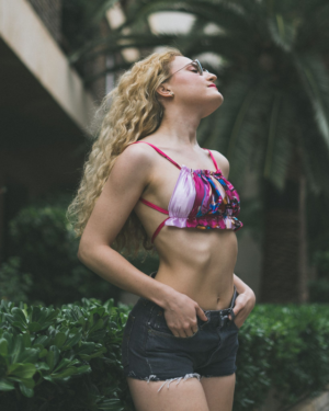 Top Fruncido Fucsia y malva con cruce en espalda Vintage